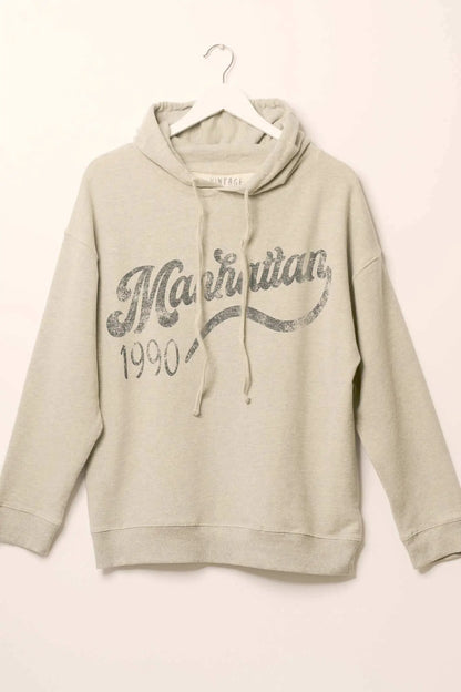 Manhattan 1990 Vintage-Print Graphic Hoodie