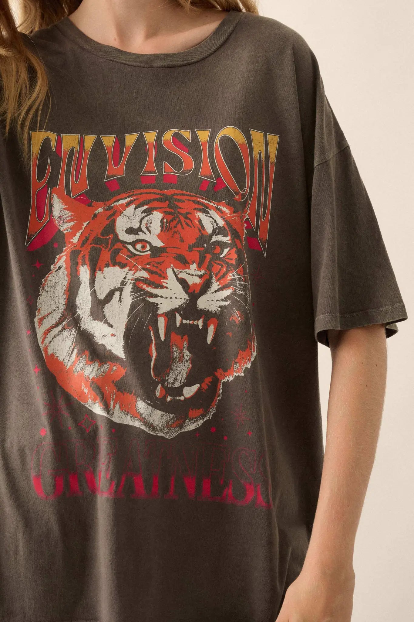 Envision Greatness Vintage-Print Tiger Graphic Tee