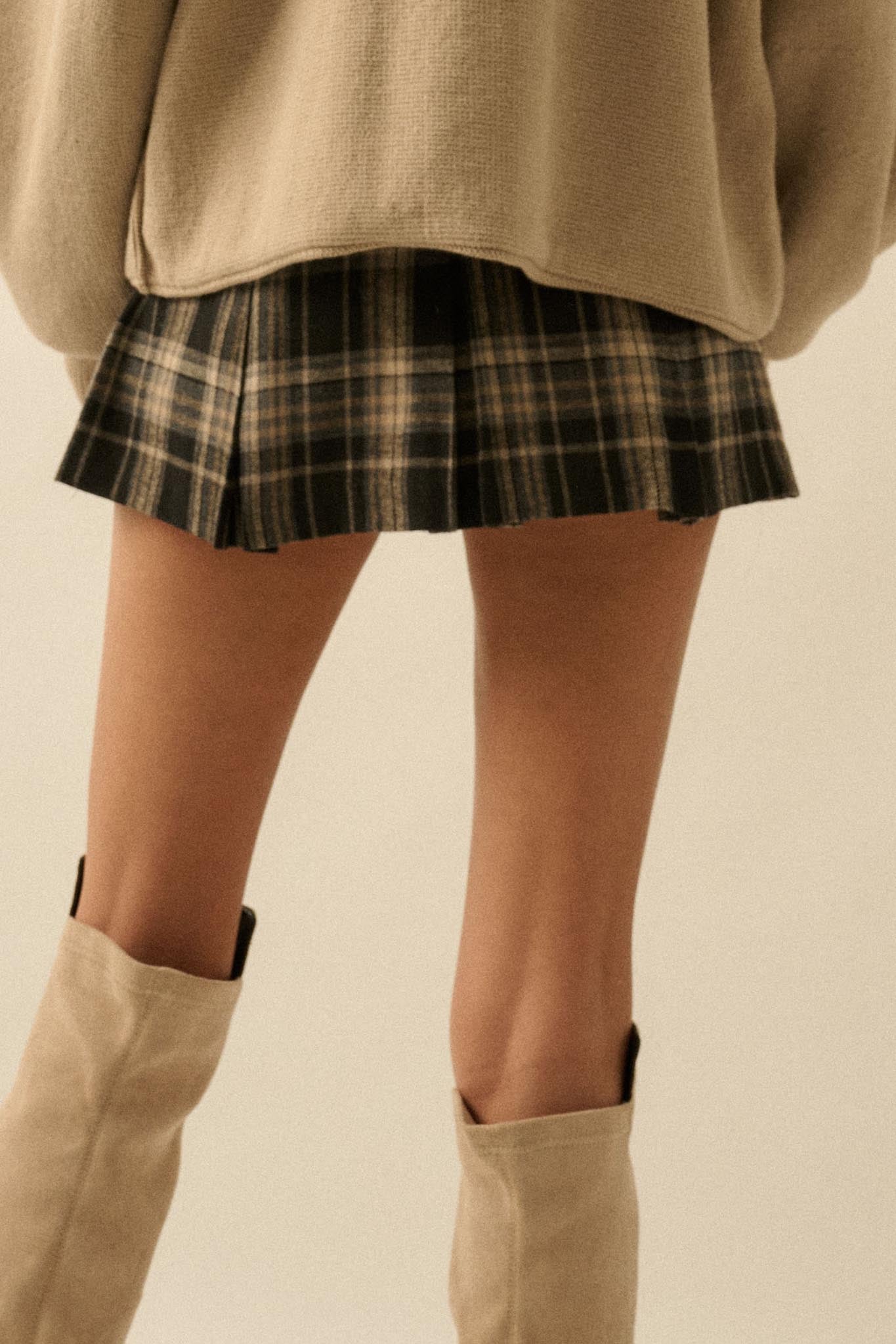 Plaid Mood Pleated Flannel Mini Skort