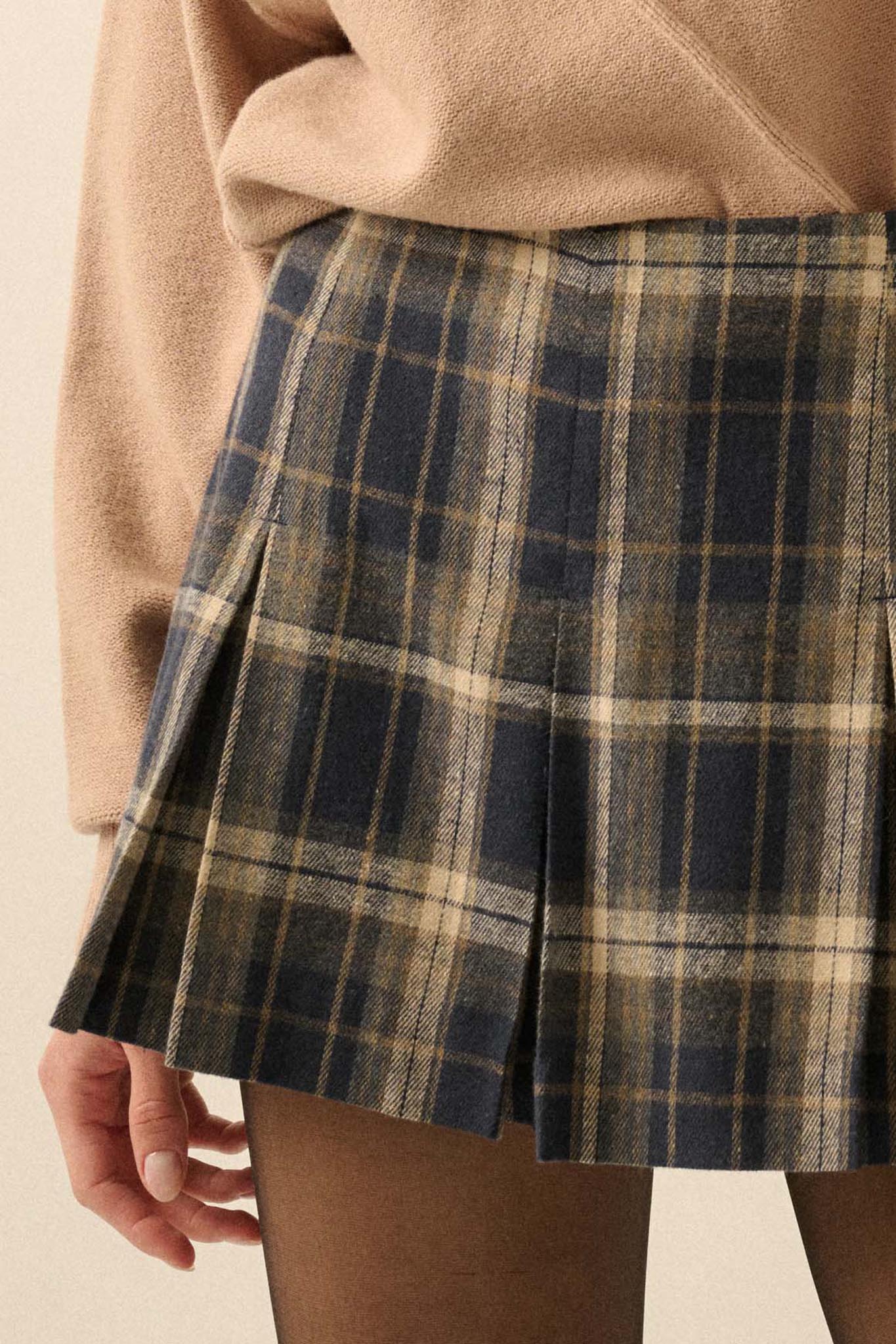 Plaid Mood Pleated Flannel Mini Skort