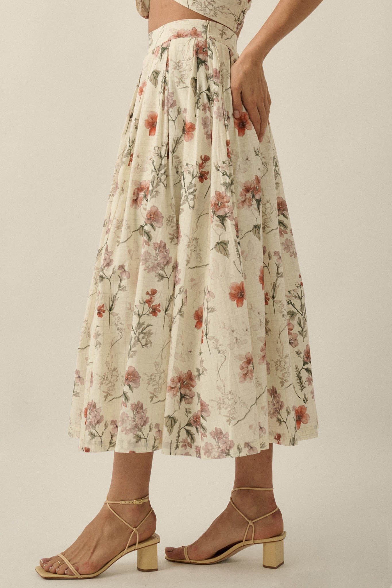 Beautiful Bouquet Floral-Print Pleated Midi Skirt