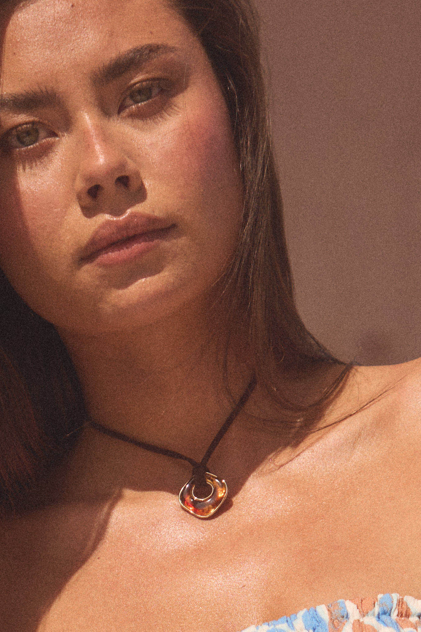Antelo Tortoise Acrylic Ring Suede Cord Necklace
