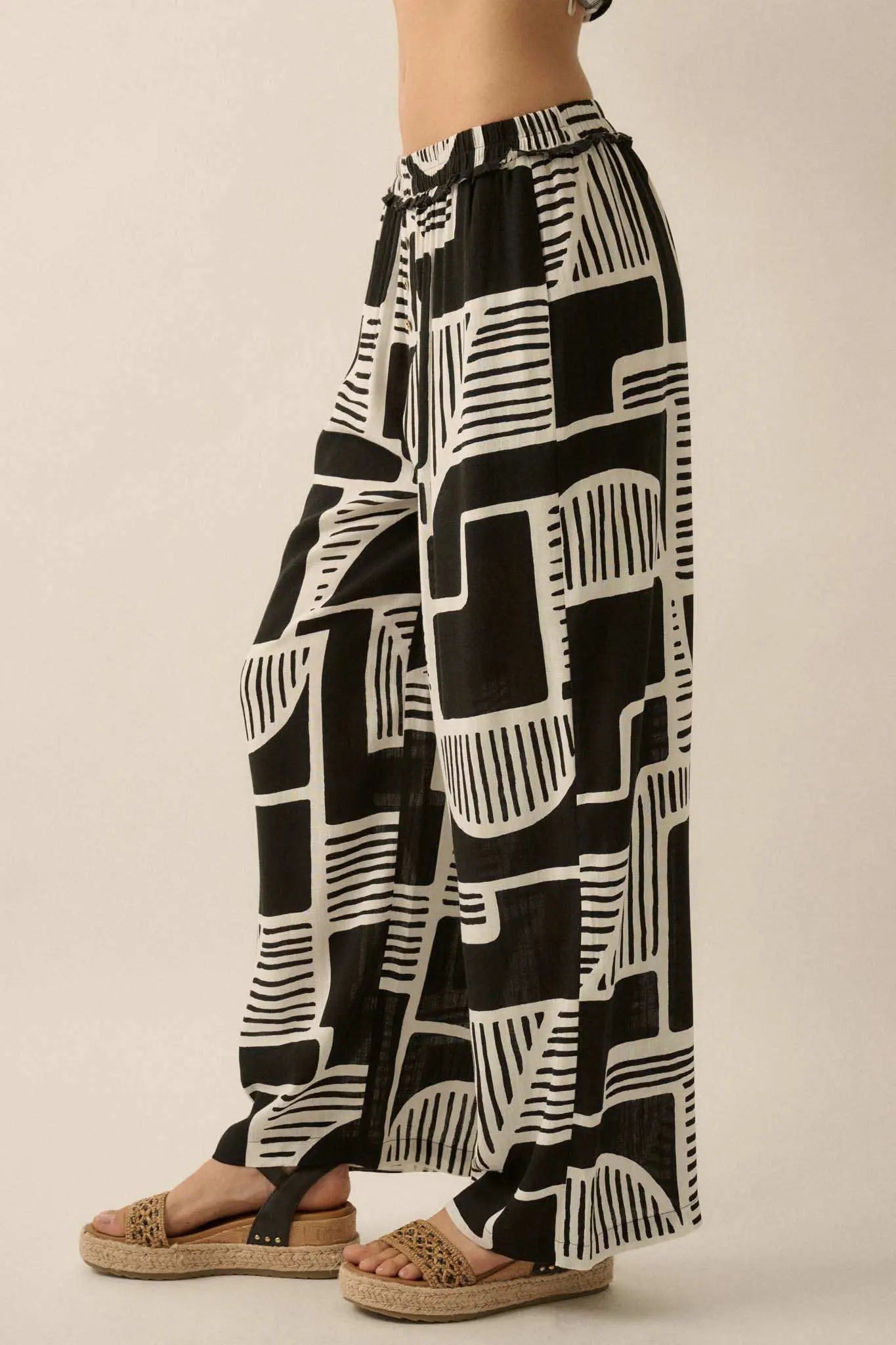 Perfect Shape Geo-Print Wide-Leg Pants