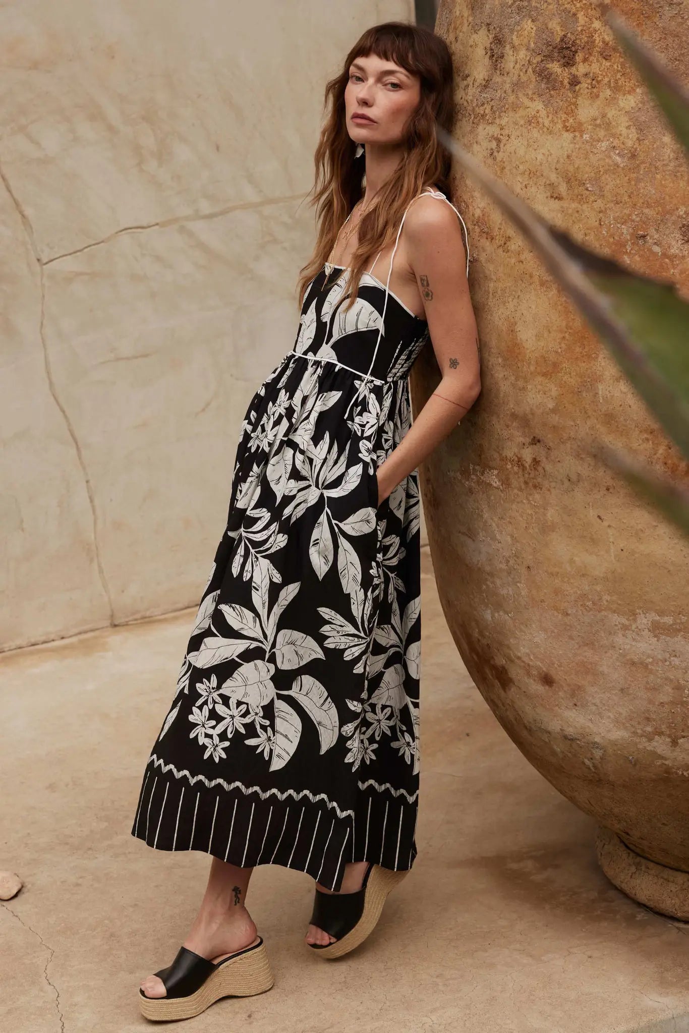 Botanical Beauty Tropical High-Waist Midi Dress